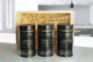 Gift box - handmade pine gift box stand/tray containing 3 packets of tea LOOSE LEAF